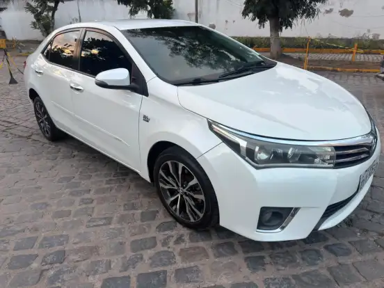 TOYOTA-COROLLA-2014