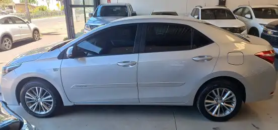 TOYOTA-COROLLA-2014