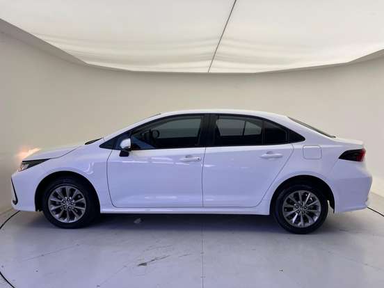 TOYOTA-COROLLA-2025