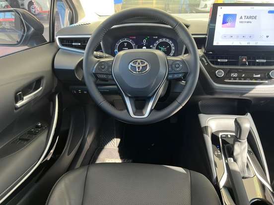 TOYOTA-COROLLA-2025