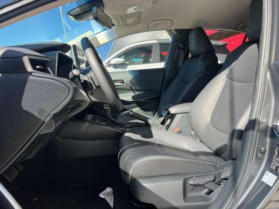 TOYOTA-COROLLA-2025