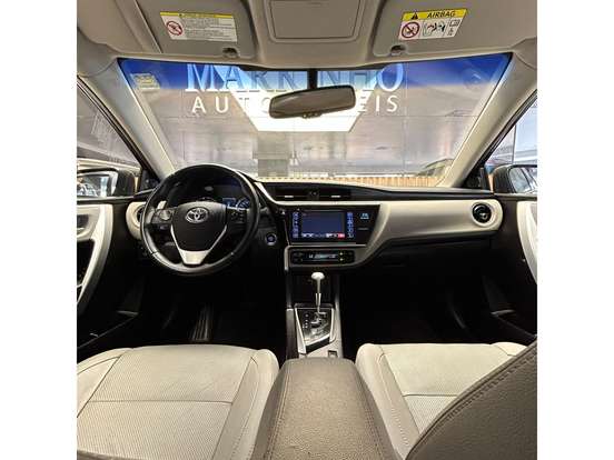 TOYOTA-COROLLA-2018