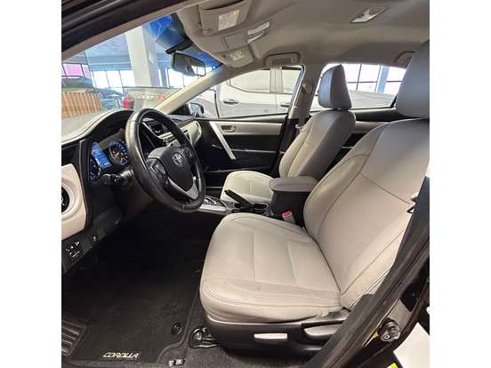 TOYOTA-COROLLA-2018