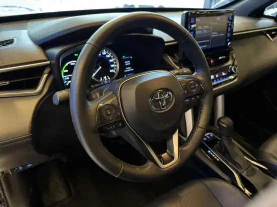 TOYOTA-COROLLA CROSS-2021