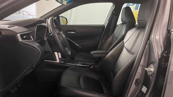 TOYOTA-COROLLA CROSS-2024
