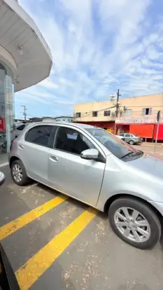 TOYOTA-ETIOS-2019