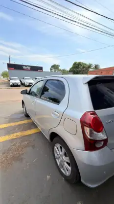 TOYOTA-ETIOS-2019