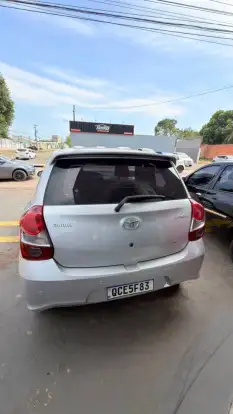 TOYOTA-ETIOS-2019