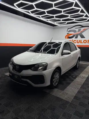 TOYOTA-ETIOS-1.5 X SEDAN 16V FLEX 4P AUTOMÁTICO TOYOTA-ETIOS-2019