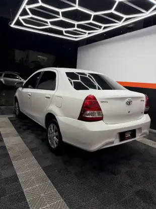 TOYOTA-ETIOS-1.5 X SEDAN 16V FLEX 4P AUTOMÁTICO TOYOTA-ETIOS-2019