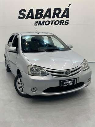 TOYOTA-ETIOS-2013