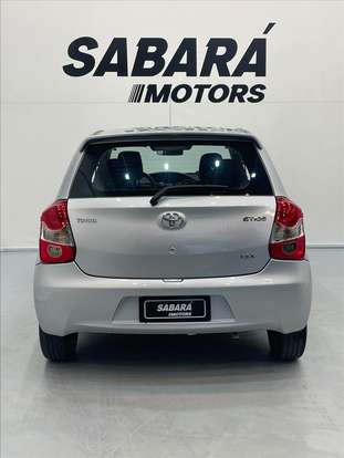 TOYOTA-ETIOS-2013