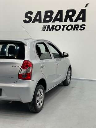 TOYOTA-ETIOS-2013