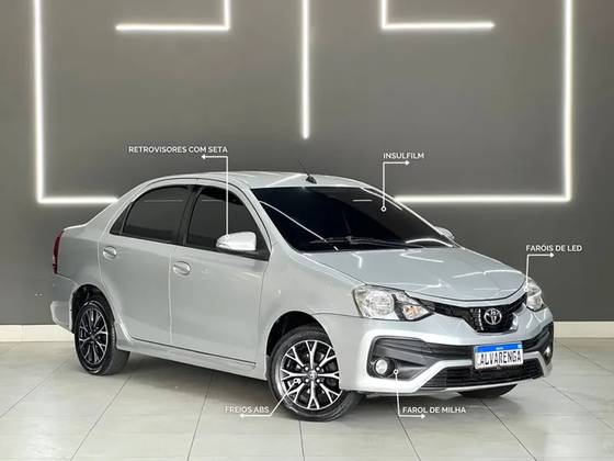 TOYOTA ETIOS 1.5 PLATINUM 16V FLEX 4P AUTOMÁTICO