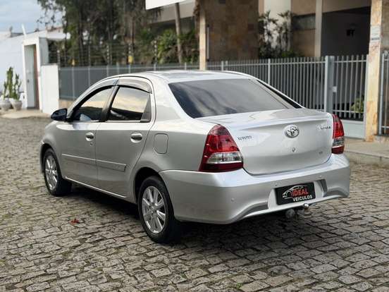TOYOTA-ETIOS-1.5 X PLUS SEDAN 16V FLEX 4P AUTOMÁTICO TOYOTA-ETIOS-2020