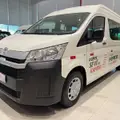 TOYOTA HIACE 2.8 D-4D TURBO DIESEL MINIBUS 15+1 DX AUTOMÁTICO TOYOTA HIACE 2.8 D-4D TURBO DIESEL MINIBUS 15+1 DX AUTOMÁTICO