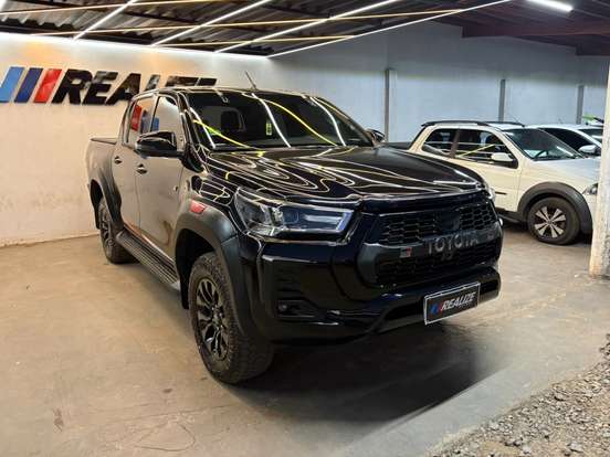 TOYOTA-HILUX-2022