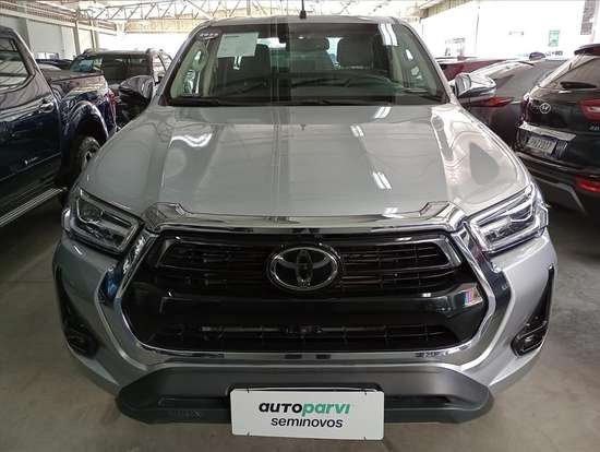 TOYOTA-HILUX-2024
