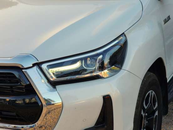 TOYOTA-HILUX-2024