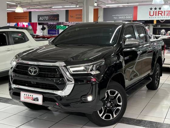 TOYOTA HILUX 2.8 D-4D TURBO DIESEL CD SRX 4X4 AUTOMÁTICO