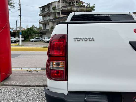 TOYOTA-HILUX-2.8 NARROW 4X4 CD 16V DIESEL 4P MANUAL TOYOTA-HILUX-2018