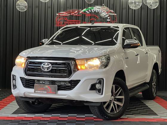 TOYOTA HILUX 2.8 SRV 4X4 CD 16V DIESEL 4P AUTOMÁTICO