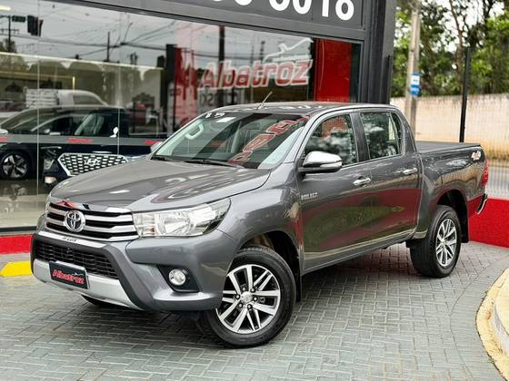 TOYOTA HILUX 2.8 SRV 4X4 CD 16V DIESEL 4P AUTOMÁTICO