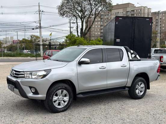 TOYOTA-HILUX-2.8 SRV 4X4 CD 16V DIESEL 4P AUTOMÁTICO TOYOTA-HILUX-2016