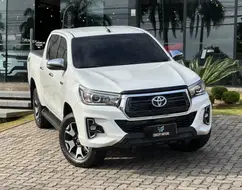 TOYOTA HILUX 2.8 SRX 4X4 CD 16V DIESEL 4P AUTOMÁTICO TOYOTA HILUX 2.8 SRX 4X4 CD 16V DIESEL 4P AUTOMÁTICO