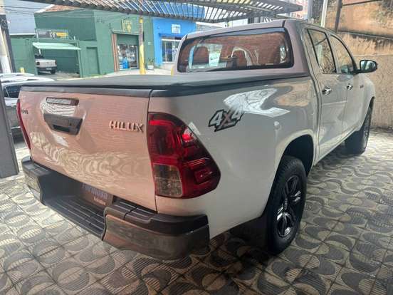 TOYOTA-HILUX-2.8 STD 4X4 CD 16V DIESEL 4P MANUAL TOYOTA-HILUX-2018