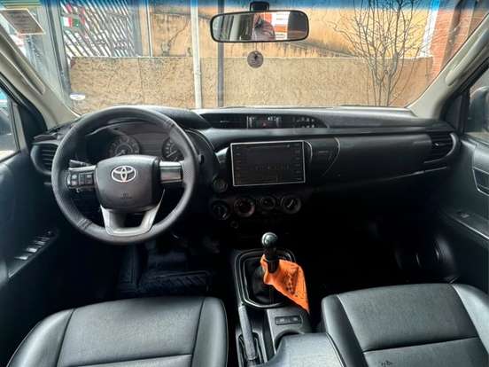 TOYOTA-HILUX-2.8 STD 4X4 CD 16V DIESEL 4P MANUAL TOYOTA-HILUX-2018
