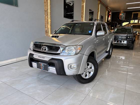 TOYOTA HILUX 3.0 SRV 4X4 CD 16V TURBO INTERCOOLER DIESEL 4P AUTOMÁTICO