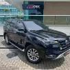 TOYOTA HILUX SW4 2.8 D-4D TURBO DIESEL SRX 7L 4X4 AUTOMÁTICO TOYOTA HILUX SW4 2.8 D-4D TURBO DIESEL SRX 7L 4X4 AUTOMÁTICO