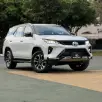TOYOTA HILUX SW4 2.8 SRX 4X4 7 LUGARES 16V TURBO INTERCOOLER DIESEL 4P AUTOMÁTICO TOYOTA HILUX SW4 2.8 SRX 4X4 7 LUGARES 16V TURBO INTERCOOLER DIESEL 4P AUTOMÁTICO