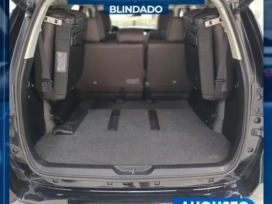TOYOTA-HILUX SW4-2.8 SRX 4X4 7 LUGARES 16V TURBO INTERCOOLER DIESEL 4P AUTOMÁTICO TOYOTA-HILUX SW4-2018