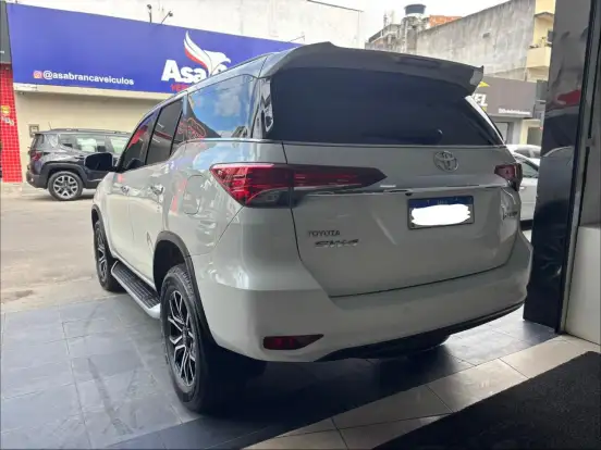 TOYOTA-HILUX SW4-2019