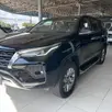 TOYOTA HILUX SW4 2.8 D-4D TURBO DIESEL SRX 7L 4X4 AUTOMÁTICO TOYOTA HILUX SW4 2.8 D-4D TURBO DIESEL SRX 7L 4X4 AUTOMÁTICO