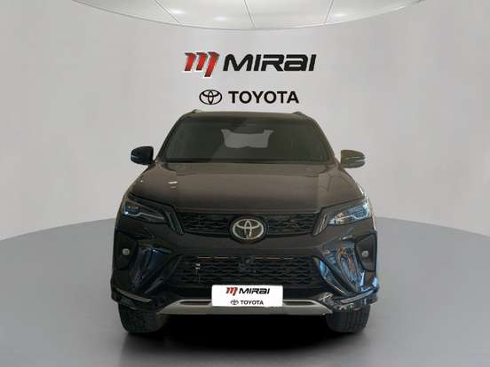 TOYOTA-HILUX SW4-2.8 D-4D TURBO DIESEL SRX PLATINUM 7L 4X4 AUTOMÁTICO TOYOTA-HILUX SW4-2024