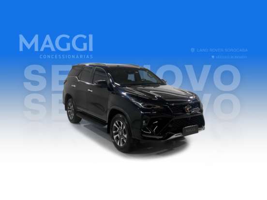 TOYOTA-HILUX SW4-2025