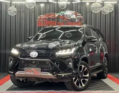TOYOTA HILUX SW4 4.0 SRX 4X4 7 LUGARES V6 24V GASOLINA 4P AUTOMÁTICO TOYOTA HILUX SW4 4.0 SRX 4X4 7 LUGARES V6 24V GASOLINA 4P AUTOMÁTICO