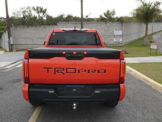 TOYOTA-TUNDRA-2023