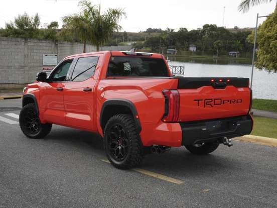 TOYOTA-TUNDRA-2023