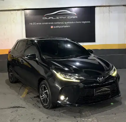 TOYOTA-YARIS-2022
