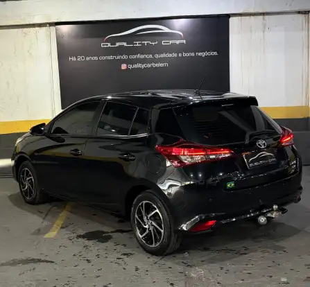 TOYOTA-YARIS-2022