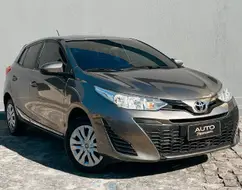 TOYOTA YARIS 1.3 16V FLEX XL LIVE MULTIDRIVE TOYOTA YARIS 1.3 16V FLEX XL LIVE MULTIDRIVE