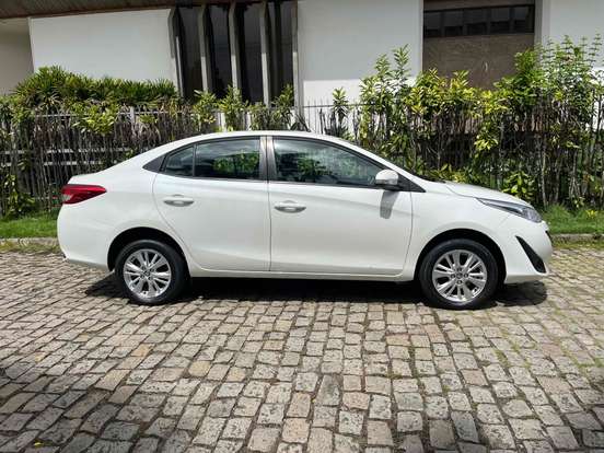 TOYOTA-YARIS-1.3 16V FLEX XL PLUS TECH MULTIDRIVE TOYOTA-YARIS-2019
