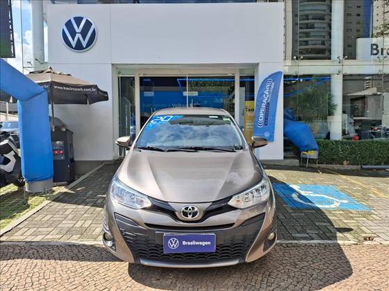 TOYOTA YARIS 1.3 16V FLEX XL PLUS TECH MULTIDRIVE