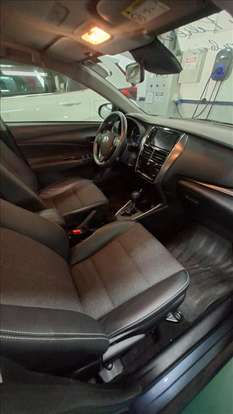 TOYOTA-YARIS-2023