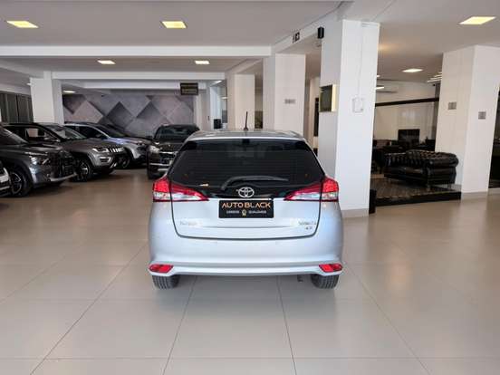 TOYOTA-YARIS-1.5 16V FLEX SEDAN XS MULTIDRIVE TOYOTA-YARIS-2018