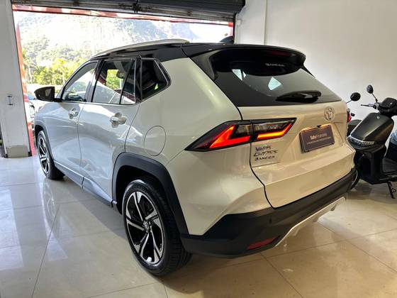 TOYOTA YARIS CROSS 1.5 VVT-I HYBRID FLEX XRX CVT